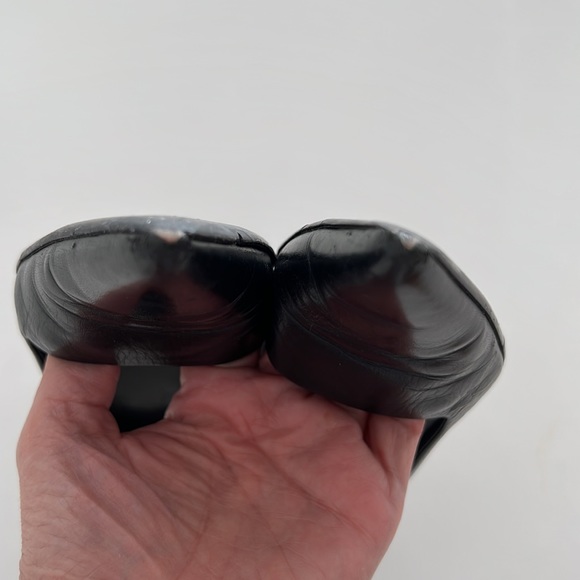 Prada Leather Stiletto Medium Pumps Size 39 - Picture 7 of 7